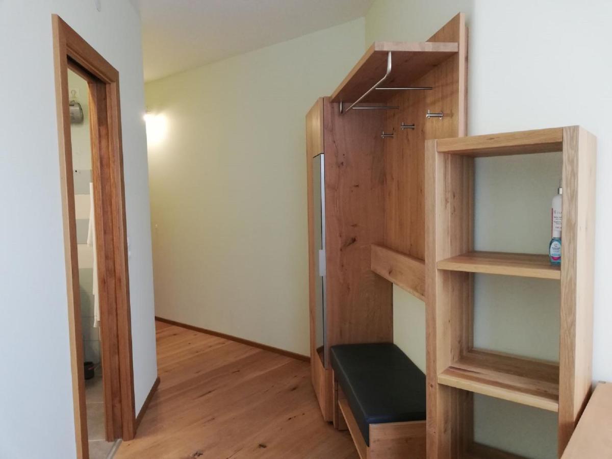 فندق Haus Monti Maria Lanzendorf المظهر الخارجي الصورة
