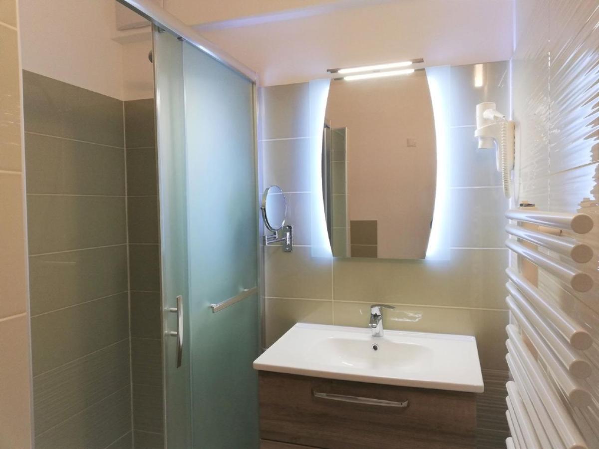 فندق Haus Monti Maria Lanzendorf المظهر الخارجي الصورة